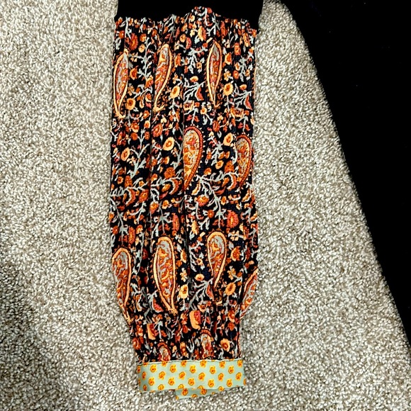 WE THE FREE: long sleeve tunic t with boho style sleeves. Size Small - Picture 2 of 3